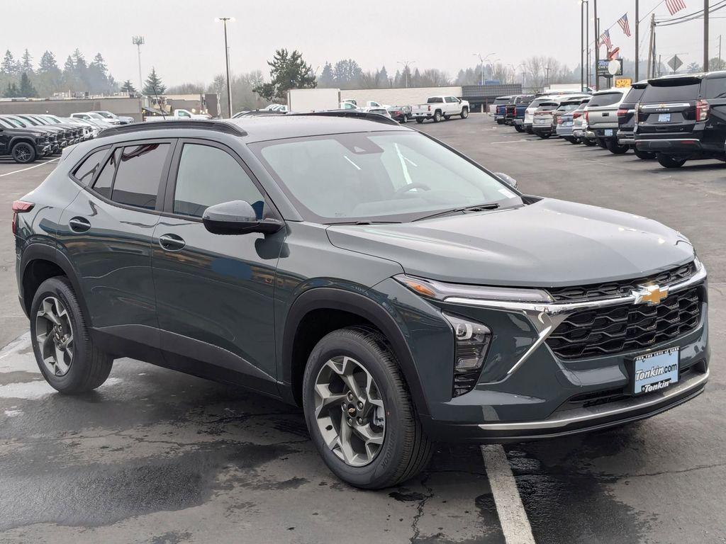 new 2025 Chevrolet Trax car, priced at $24,985