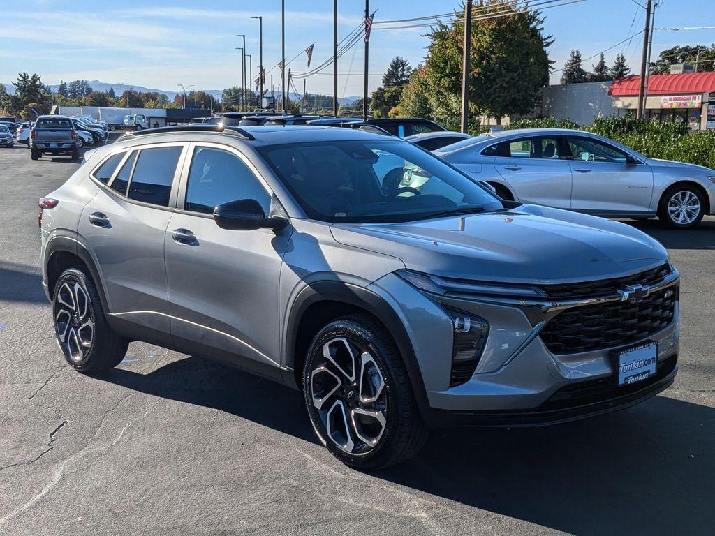 new 2025 Chevrolet Trax car, priced at $26,335