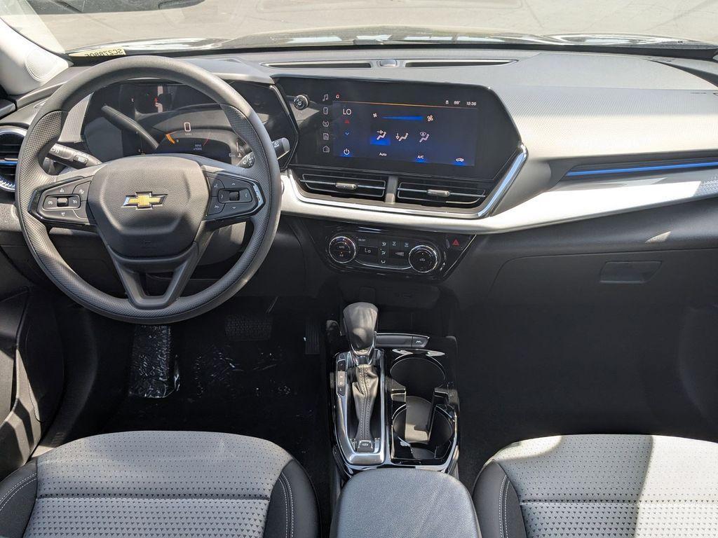 new 2025 Chevrolet Trax car, priced at $24,669