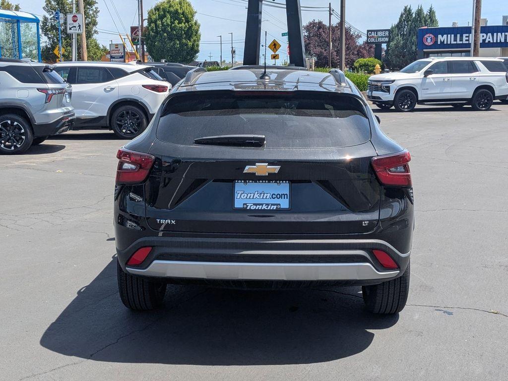 new 2025 Chevrolet Trax car, priced at $24,669