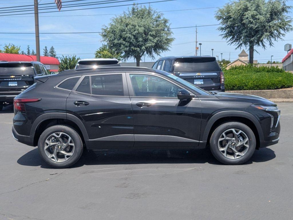 new 2025 Chevrolet Trax car, priced at $24,669