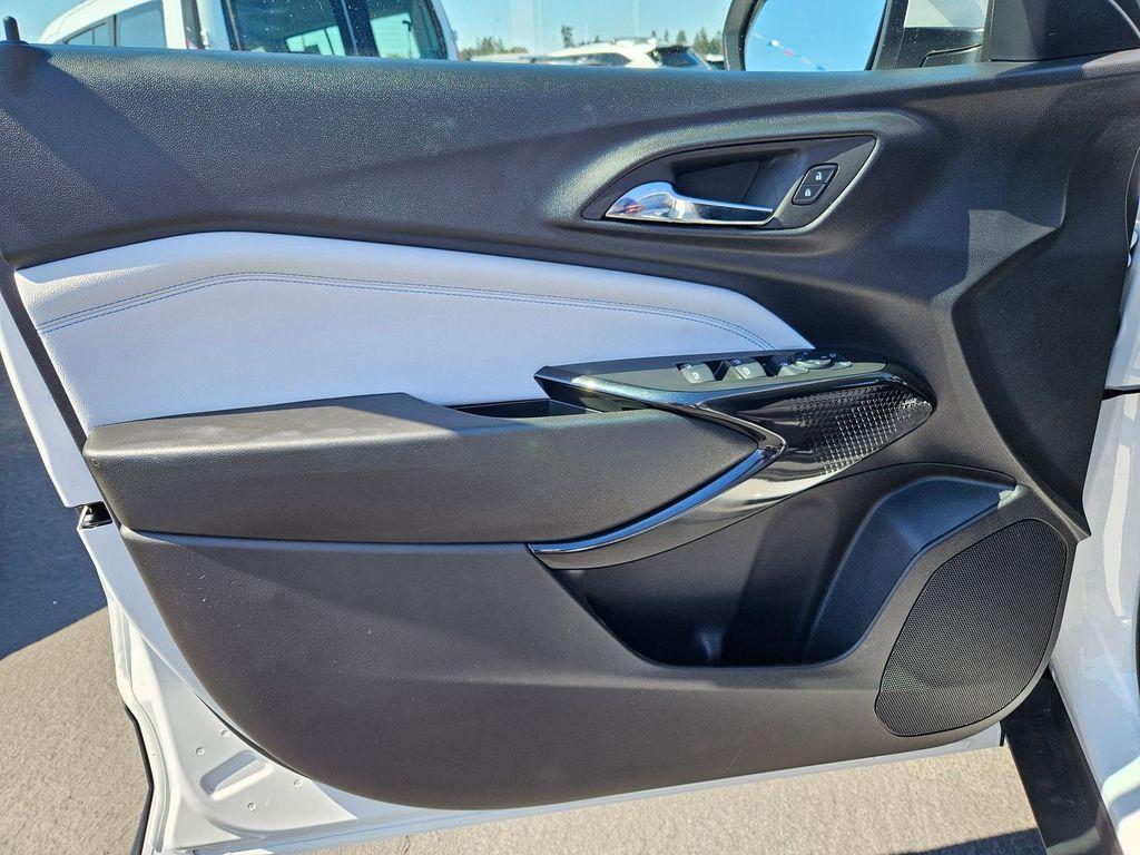 new 2025 Chevrolet Trax car, priced at $24,289