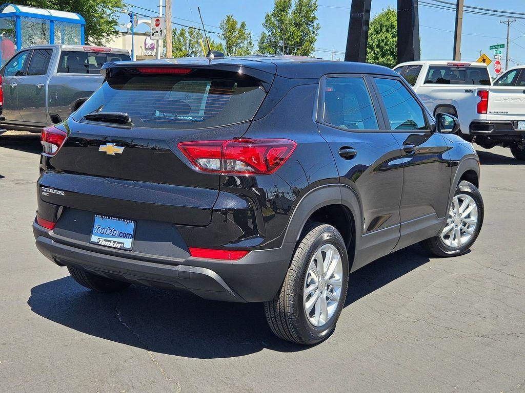 new 2026 Chevrolet TrailBlazer car, priced at $26,590