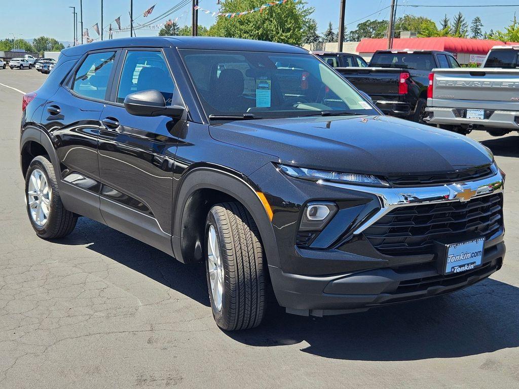 new 2026 Chevrolet TrailBlazer car, priced at $26,590