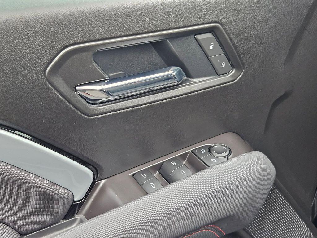 new 2026 Chevrolet Colorado car, priced at $44,172