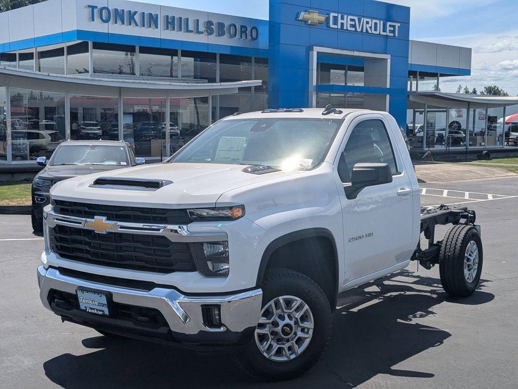 new 2025 Chevrolet Silverado 2500 car, priced at $44,497