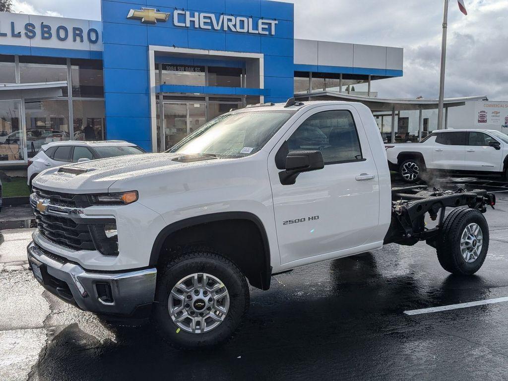 new 2025 Chevrolet Silverado 2500 car, priced at $51,470