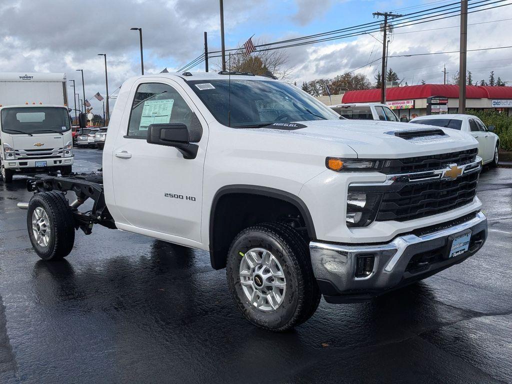 new 2025 Chevrolet Silverado 2500 car, priced at $51,470