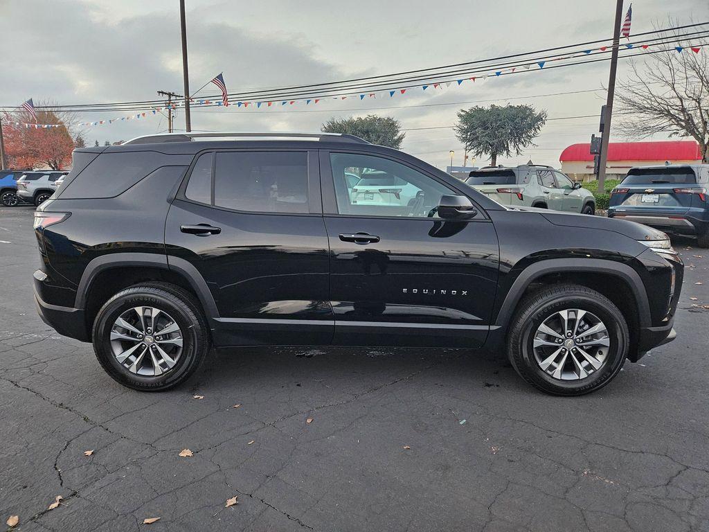 new 2026 Chevrolet Equinox car, priced at $31,459