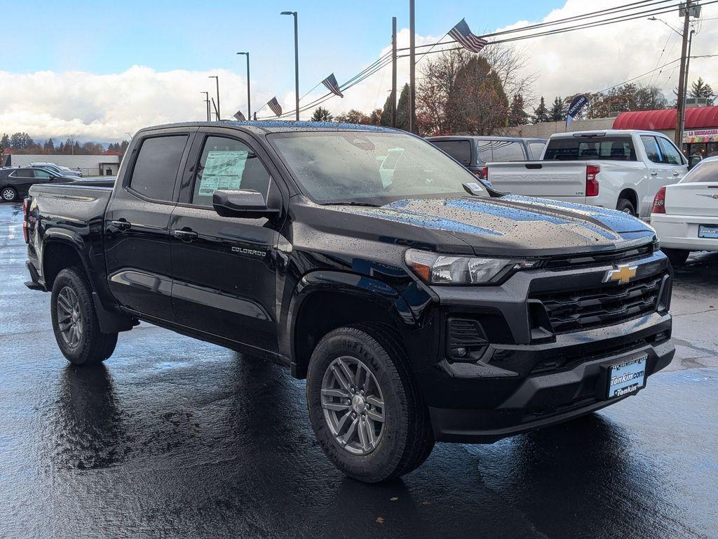 new 2024 Chevrolet Colorado car, priced at $41,250