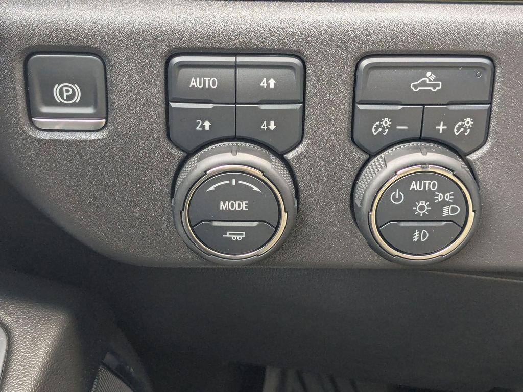 new 2025 Chevrolet Silverado 1500 car