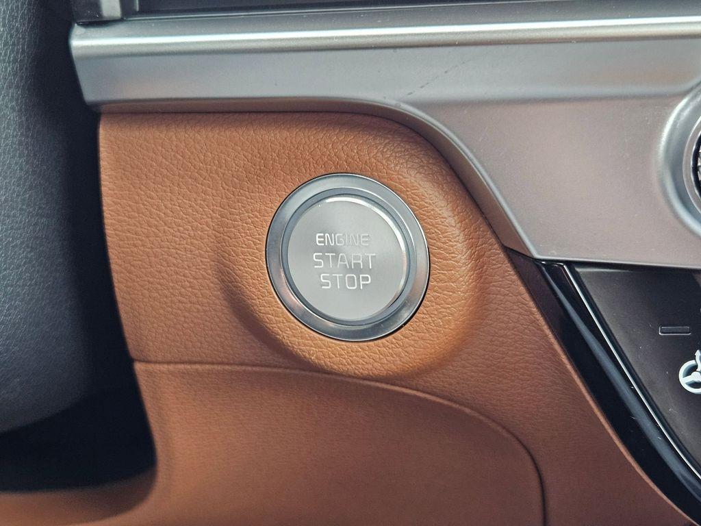 used 2025 Kia Telluride car, priced at $45,767