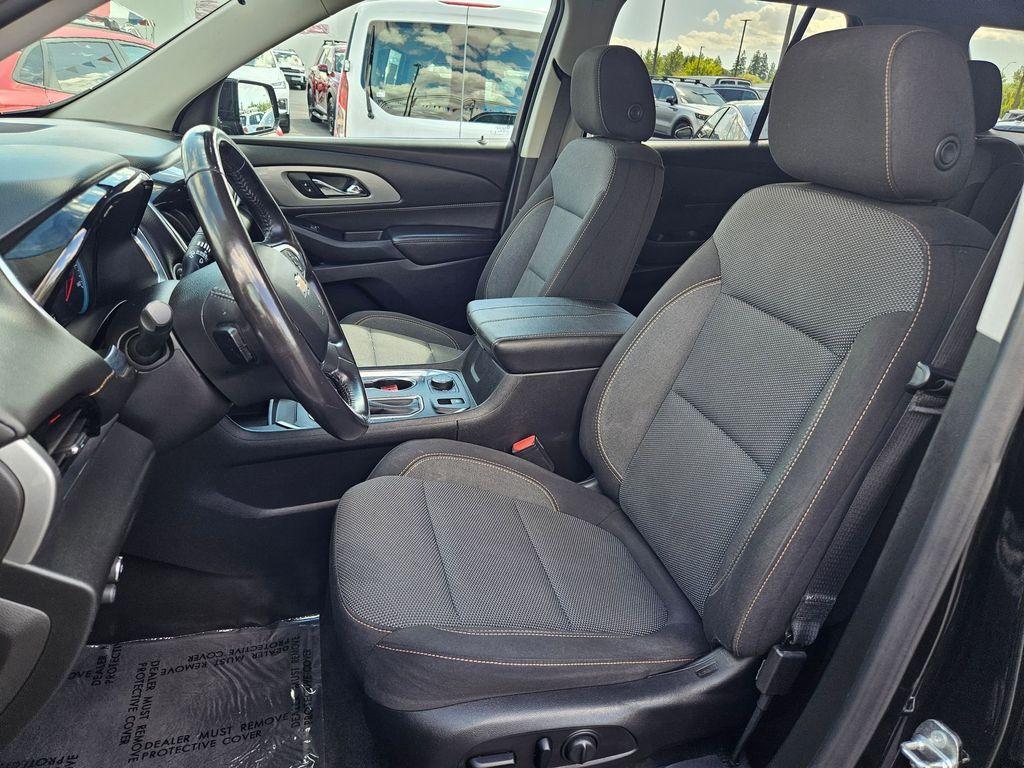 used 2019 Chevrolet Traverse car, priced at $17,667