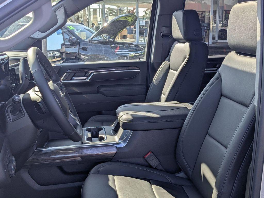 new 2025 Chevrolet Silverado 3500 car, priced at $83,834
