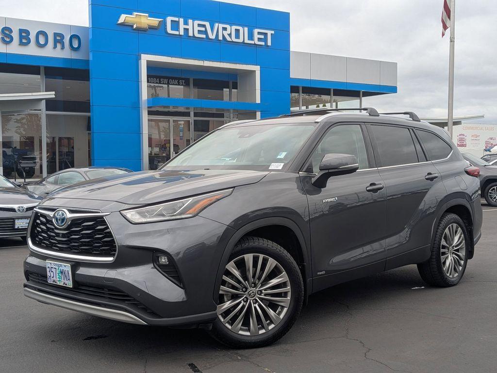 used 2021 Toyota Highlander Hybrid car, priced at $38,295