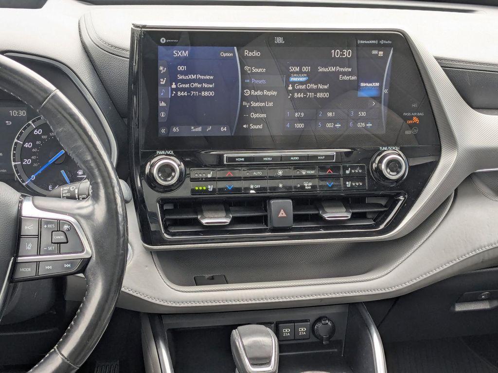 used 2021 Toyota Highlander Hybrid car, priced at $38,295