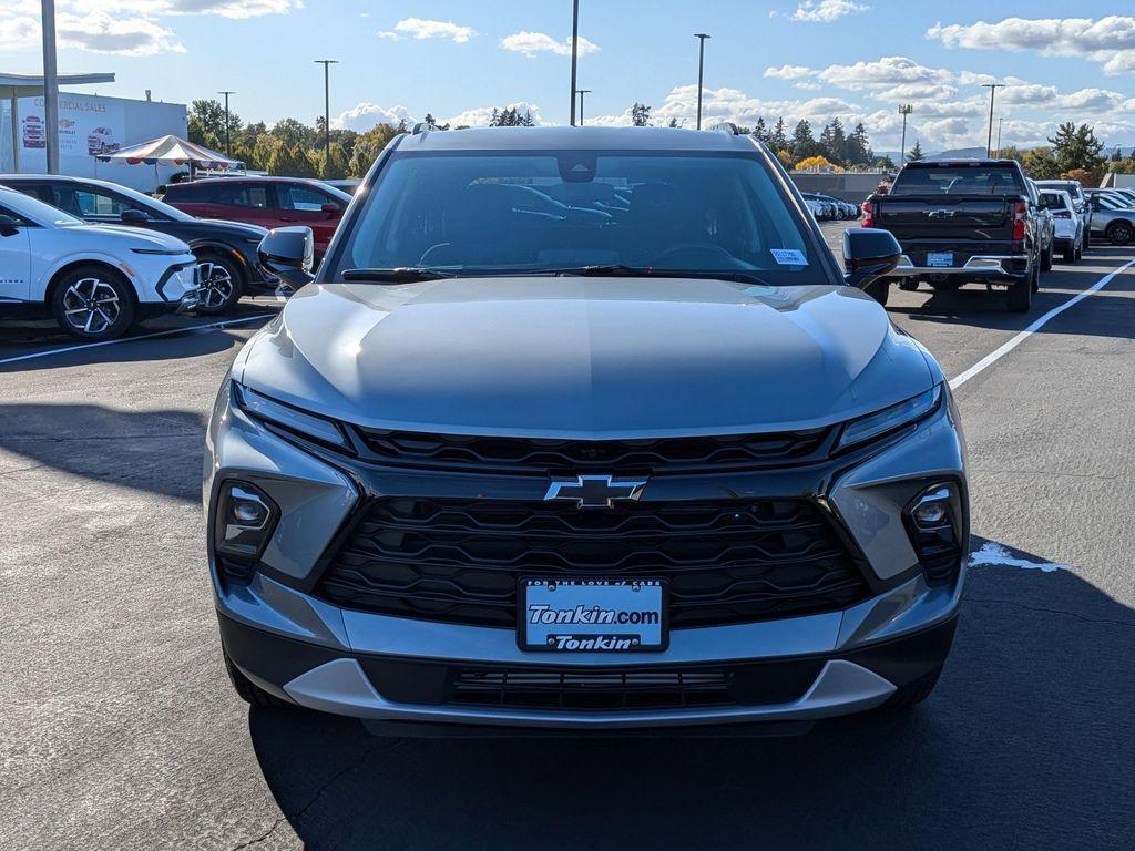 new 2025 Chevrolet Blazer car, priced at $39,980