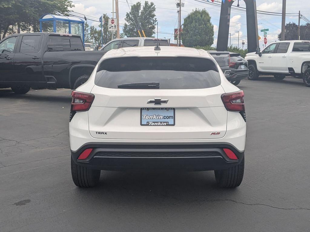 new 2025 Chevrolet Trax car, priced at $23,444