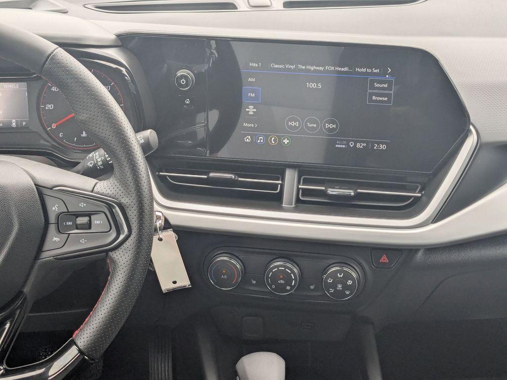 new 2025 Chevrolet Trax car, priced at $28,444
