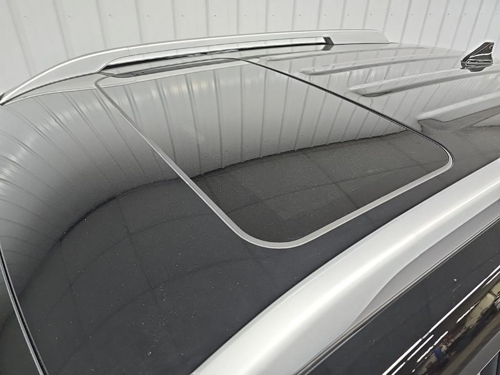 used 2022 Hyundai Venue car, priced at $16,499