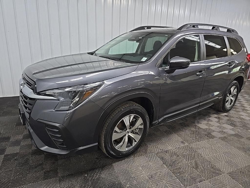used 2024 Subaru Ascent car, priced at $36,999