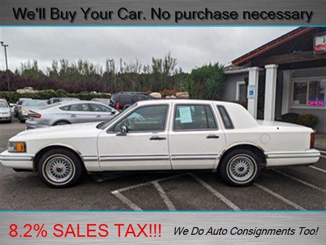 used 1994 Lincoln Town Car car, priced at $3,998