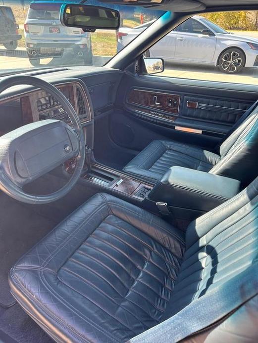 used 1992 Buick Riviera car, priced at $13,980