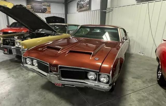 used 1969 Oldsmobile 442 car, priced at $54,980