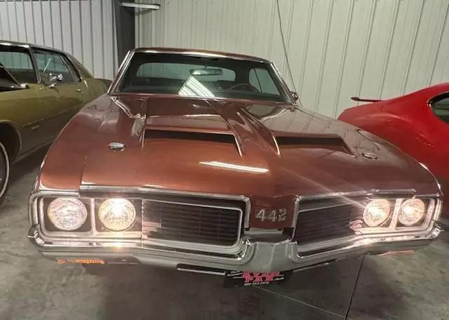 used 1969 Oldsmobile 442 car, priced at $54,980