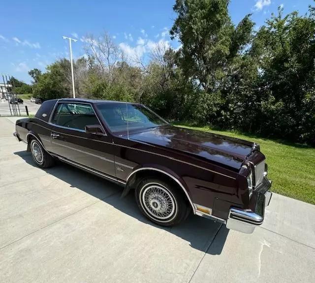 used 1985 Buick Riviera car, priced at $14,980