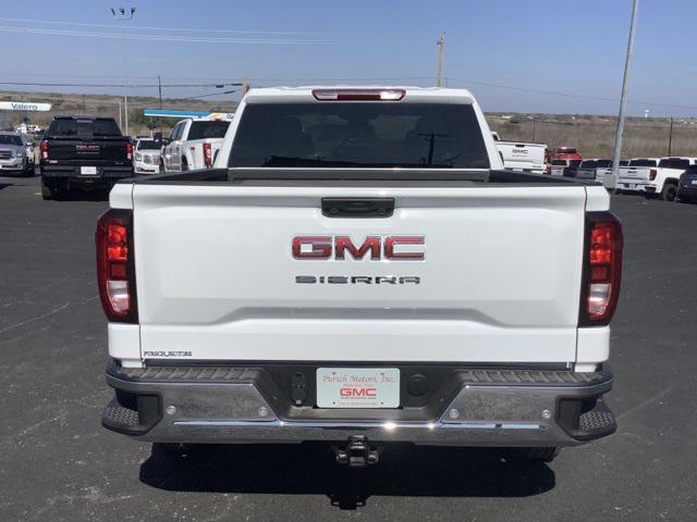 new 2025 GMC Sierra 1500 car, priced at $43,674