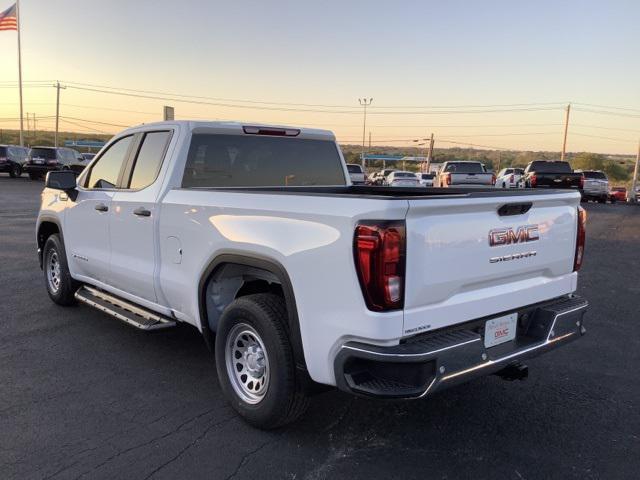 new 2025 GMC Sierra 1500 car, priced at $43,674