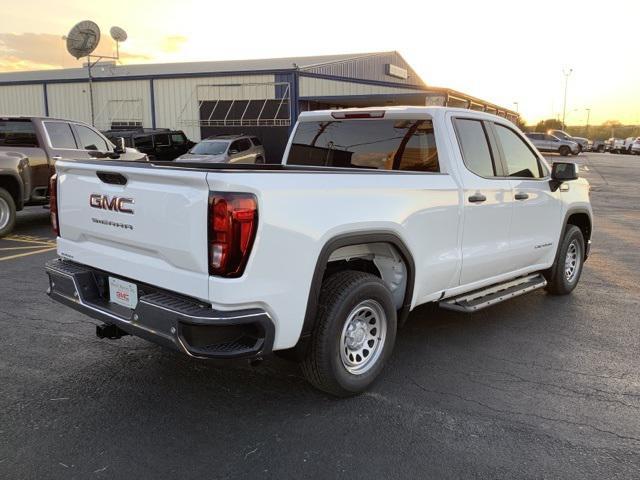 new 2025 GMC Sierra 1500 car, priced at $43,674