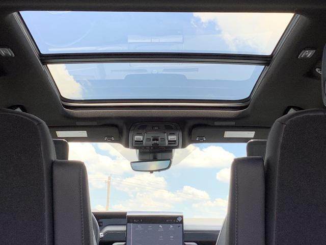 new 2025 GMC Yukon XL car, priced at $93,844