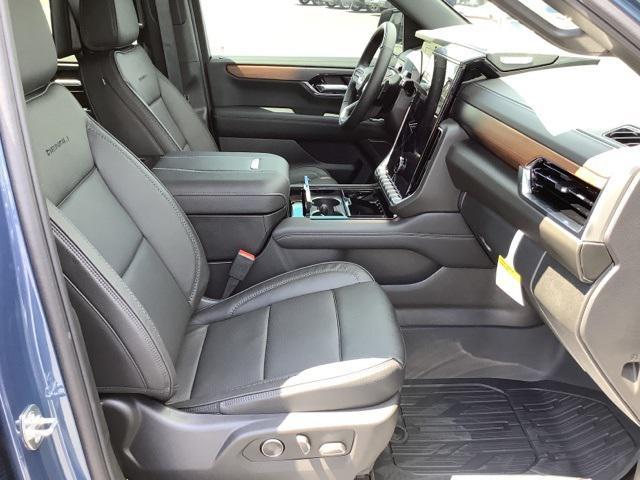 new 2025 GMC Yukon XL car, priced at $93,844