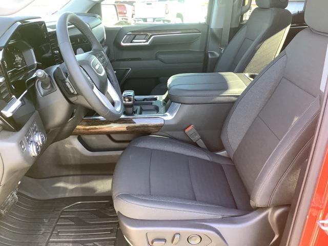 new 2025 GMC Sierra 1500 car, priced at $58,444