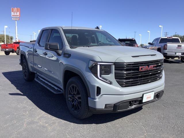 new 2025 GMC Sierra 1500 car, priced at $44,074