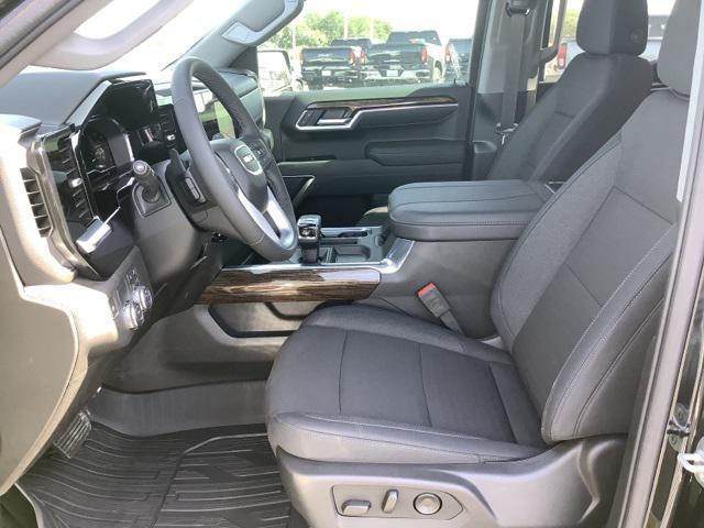 new 2025 GMC Sierra 1500 car, priced at $55,944