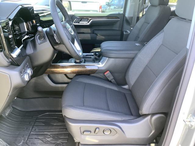 new 2025 GMC Sierra 1500 car, priced at $58,444