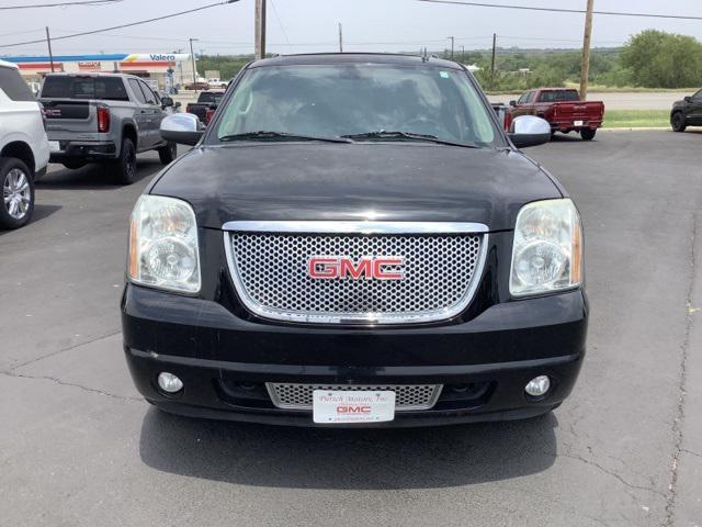 used 2014 GMC Yukon car, priced at $14,990