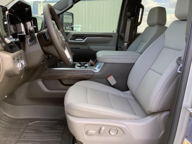 new 2025 GMC Sierra 3500 car, priced at $73,934