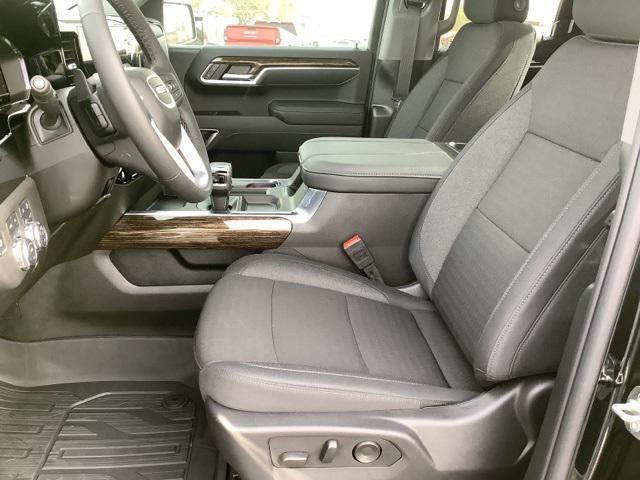 new 2025 GMC Sierra 1500 car, priced at $58,444