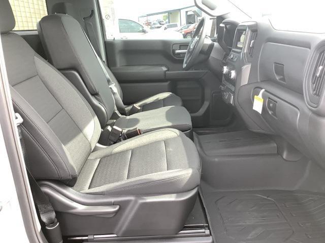 new 2025 GMC Sierra 1500 car, priced at $44,915