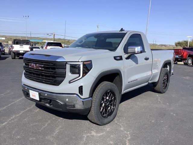 new 2025 GMC Sierra 1500 car, priced at $44,915