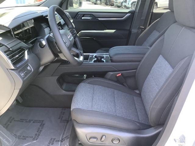 new 2025 GMC Acadia car, priced at $42,805