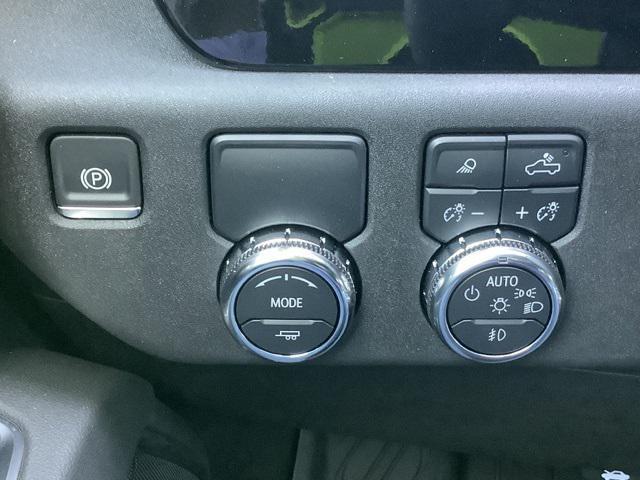 new 2025 GMC Sierra 1500 car, priced at $55,749