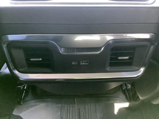 new 2025 GMC Sierra 1500 car, priced at $55,749