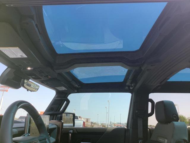 new 2025 GMC HUMMER EV Pickup car, priced at $109,410