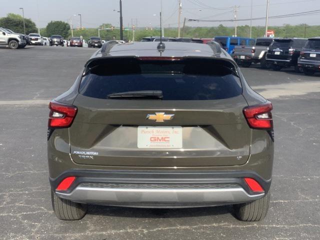 used 2024 Chevrolet Trax car, priced at $22,810