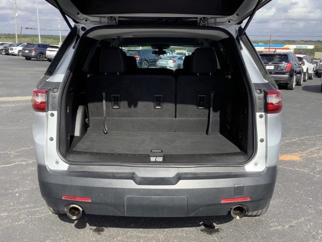 used 2021 Chevrolet Traverse car, priced at $21,990